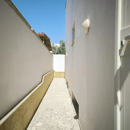 Holiday home Trilocale Dafne 2 In Centro Citta In Salento Torre San Giovanni Ugento