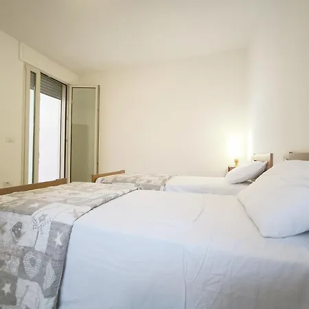 Holiday home Trilocale Dafne 2 In Centro Citta In Salento