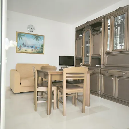 Trilocale Dafne 2 In Centro Citta In Salento Holiday home *