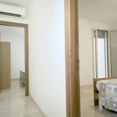 Trilocale Dafne 2 In Centro Citta In Salento Holiday home *
